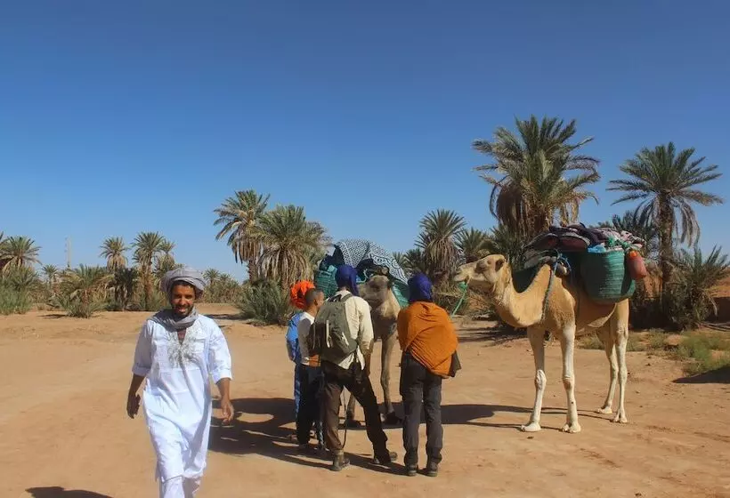 Hotelli Kasbah Desert Camp