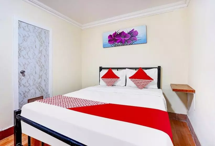ホテル Kost Sofie Syariah By Oyo Rooms