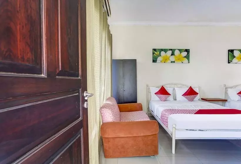 ホテル Kost Sofie Syariah By Oyo Rooms