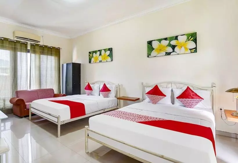 ホテル Kost Sofie Syariah By Oyo Rooms
