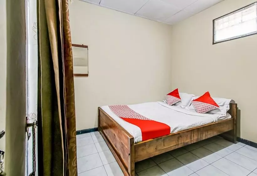 ホテル Oyo 91053 Desa Wisata Gilimanuk