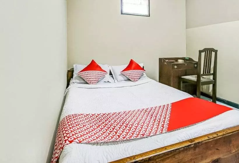ホテル Oyo 91053 Desa Wisata Gilimanuk