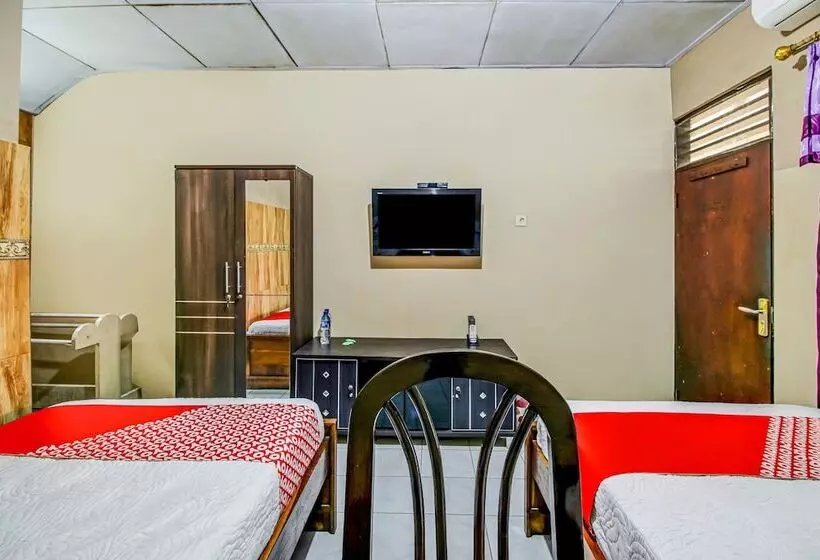 ホテル Oyo 91053 Desa Wisata Gilimanuk