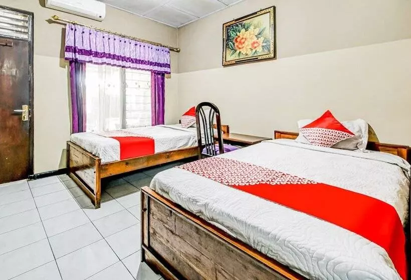 ホテル Oyo 91053 Desa Wisata Gilimanuk