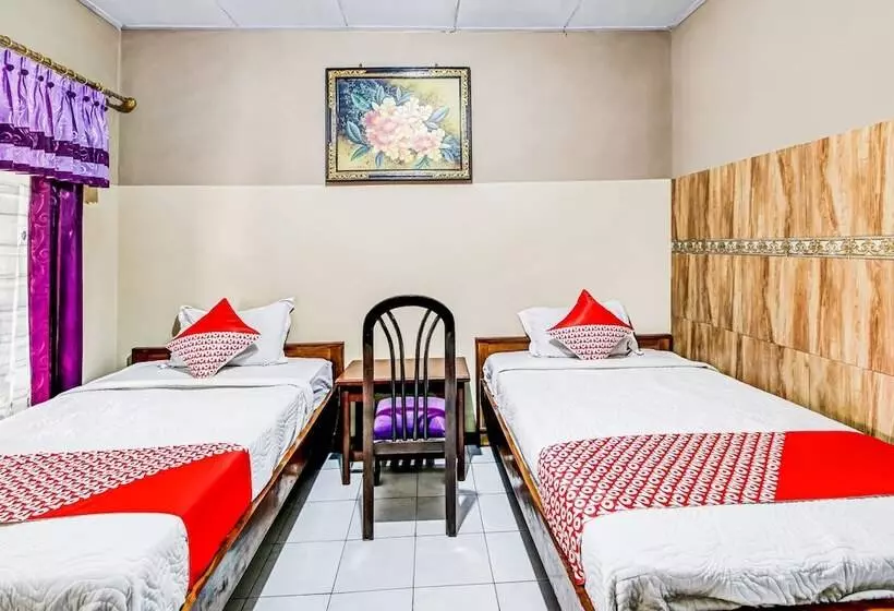 ホテル Oyo 91053 Desa Wisata Gilimanuk