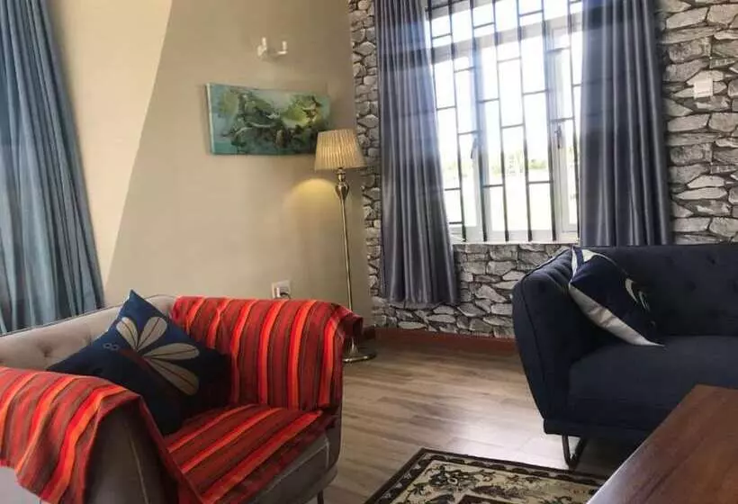 هتل Pendeza La Casa