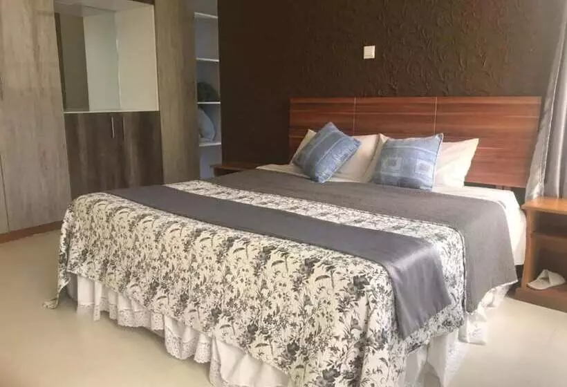 هتل Pendeza La Casa