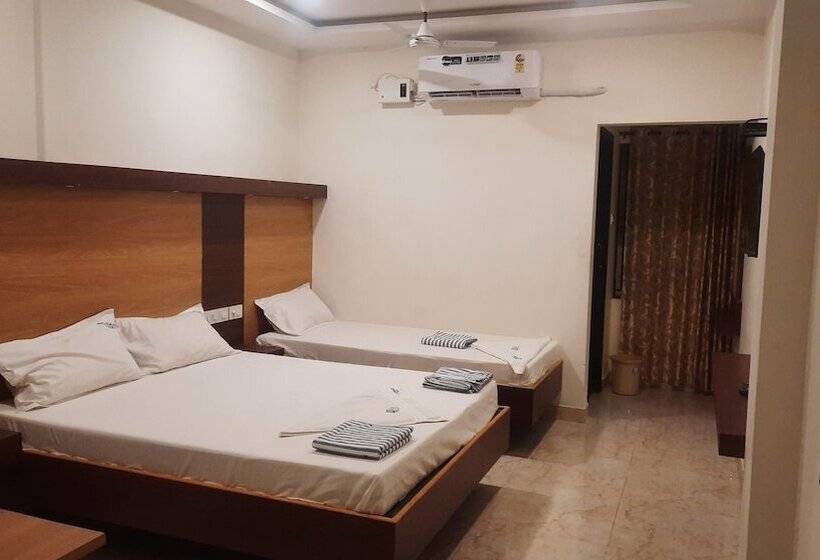 Hotel Rani Residency
