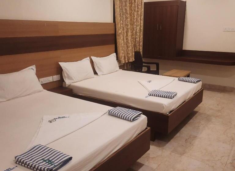 Hotel Rani Residency