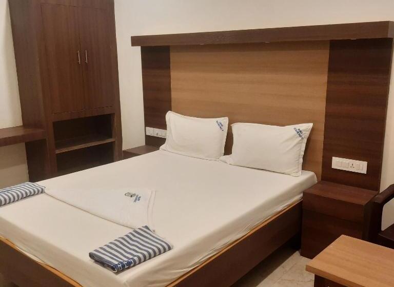 Hotel Rani Residency