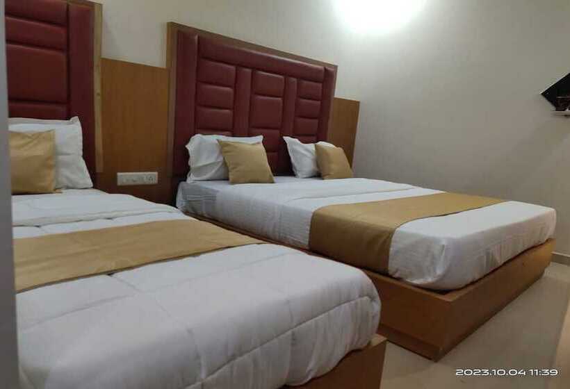 Отель Royal Pride