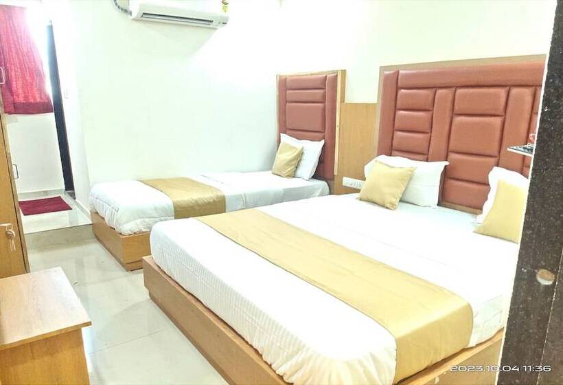 Отель Royal Pride