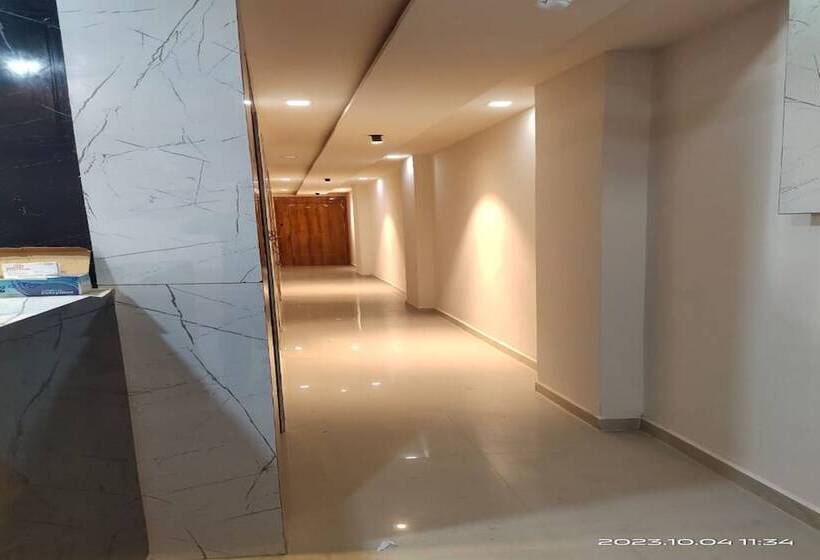 Отель Royal Pride