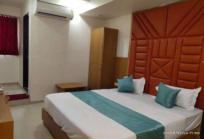 Отель Royal Pride