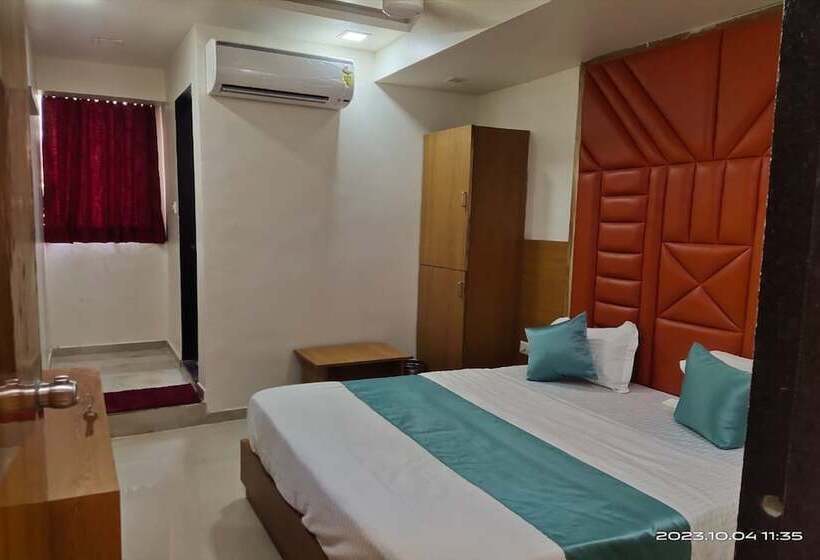 Отель Royal Pride