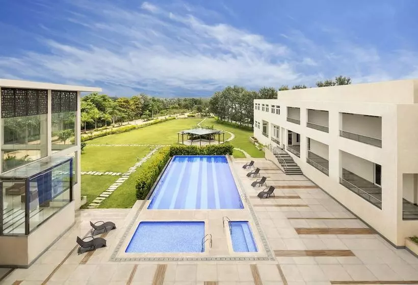 Hotelli Spree Resort At Century Wintersun