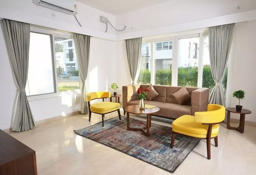 Hotelli Spree Resort At Century Wintersun