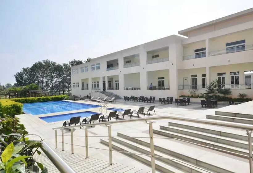 Hotelli Spree Resort At Century Wintersun