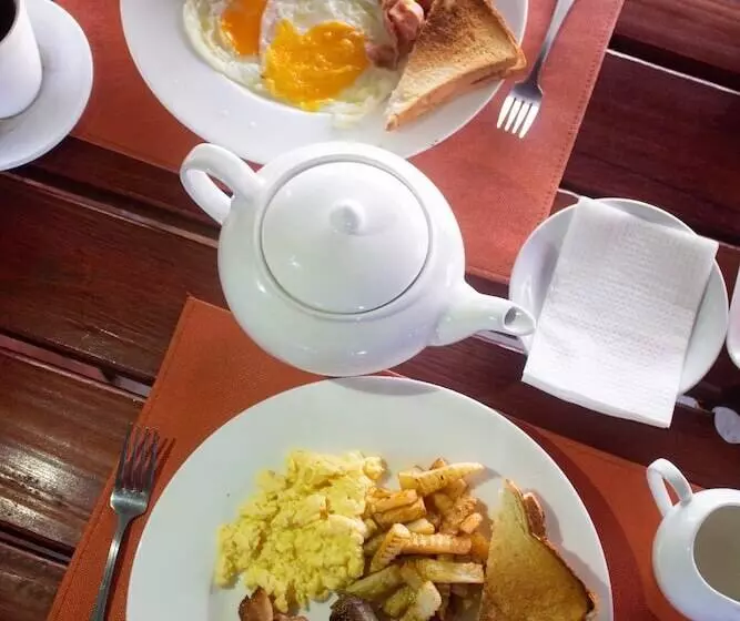 هتل Spring Resort