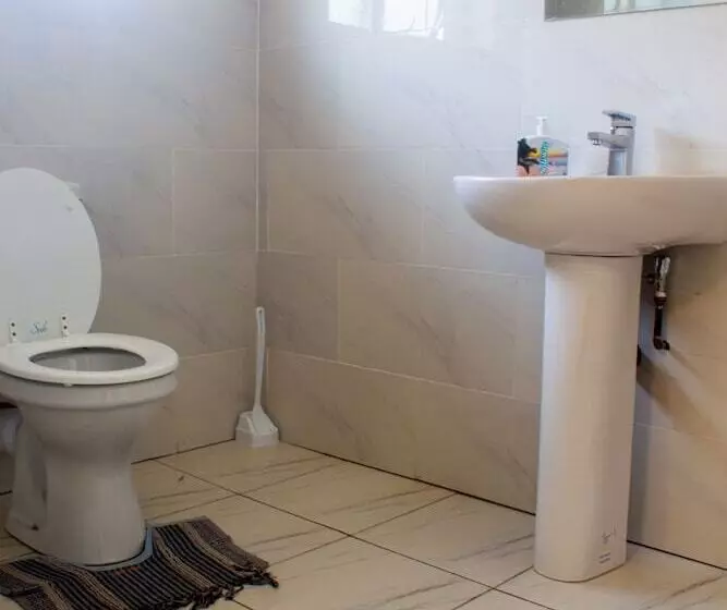 هتل Spring Resort