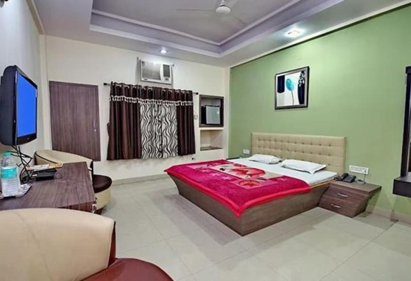 Fabhotel Prime The Hindustan Residency