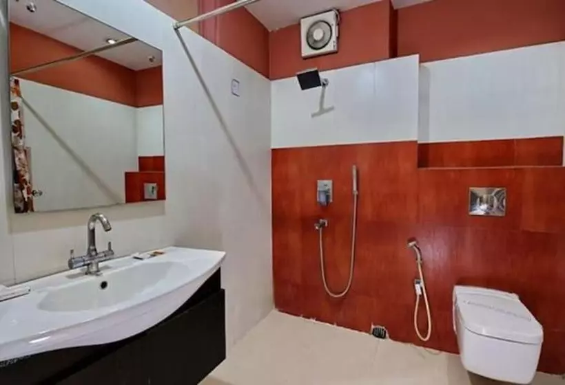 Fabhotel Prime The Hindustan Residency