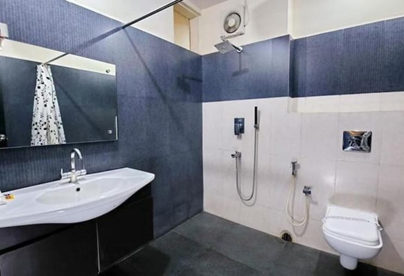 Fabhotel Prime The Hindustan Residency