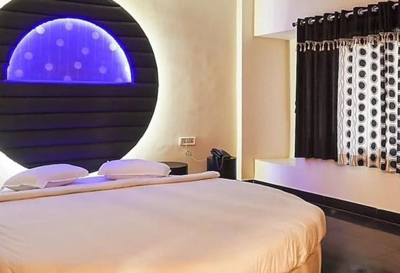 Fabhotel Prime The Hindustan Residency