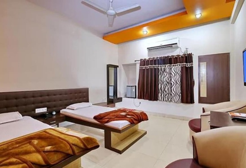 Fabhotel Prime The Hindustan Residency