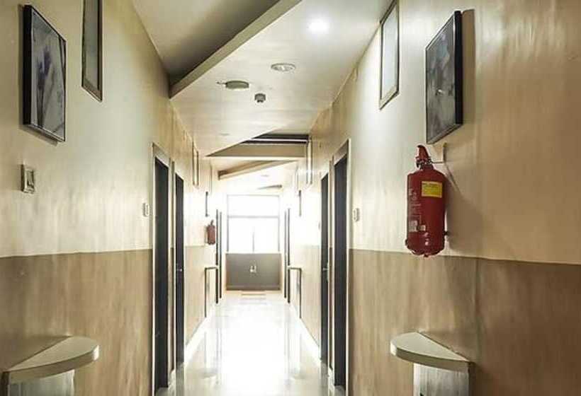 Fabhotel Prime The Hindustan Residency