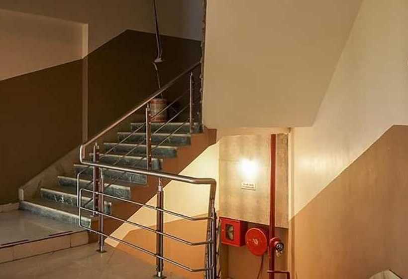 Fabhotel Prime The Hindustan Residency