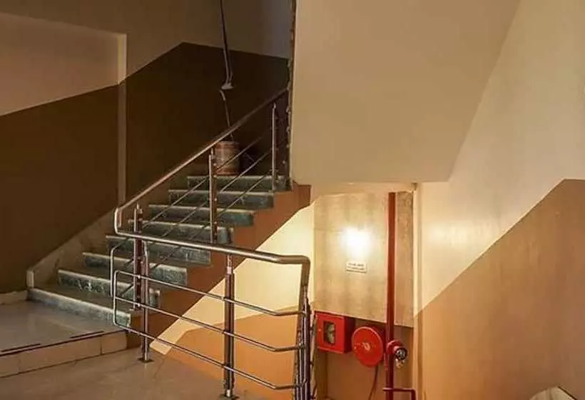 Fabhotel Prime The Hindustan Residency