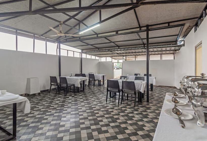 Hotell Treebo Tulip Comfort