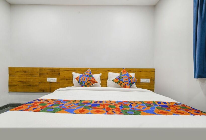 Fabhotel Unity Landmark