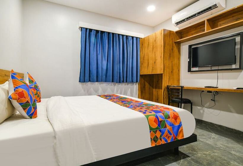 Fabhotel Unity Landmark