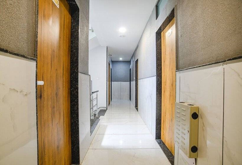 Fabhotel Unity Landmark