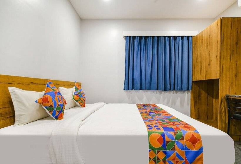 Fabhotel Unity Landmark