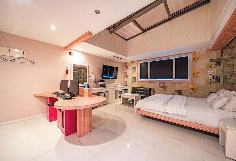 Motel Gyeongju J Boutique