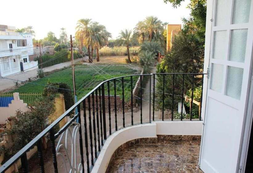 پانسیون Ramla Guest House
