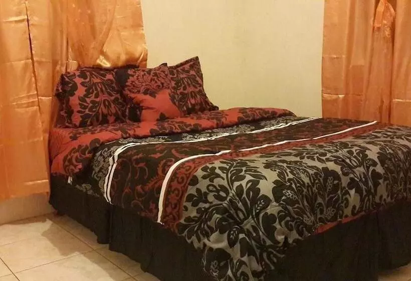 پانسیون Haven House Apartments