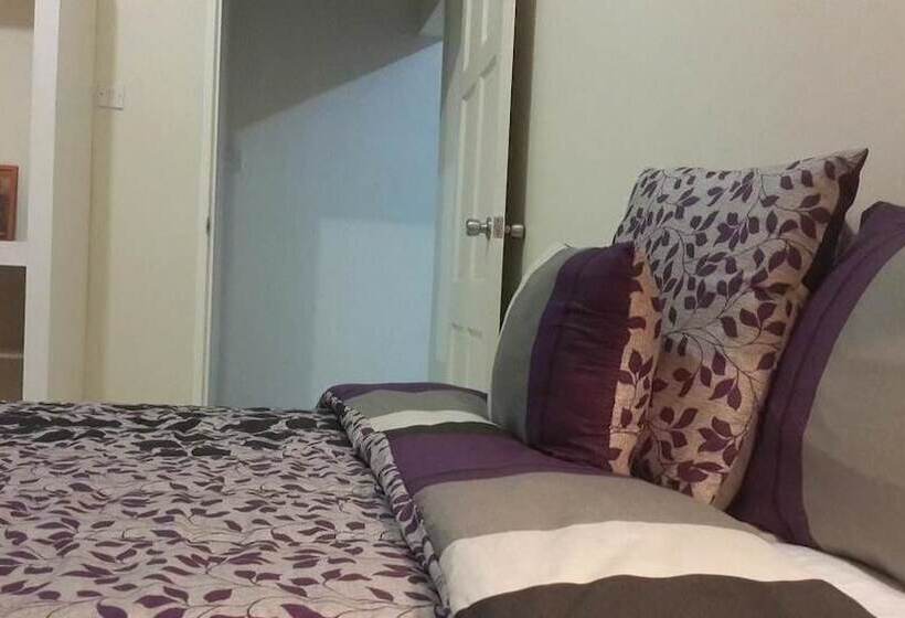 پانسیون Haven House Apartments