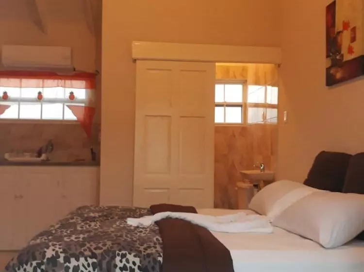 پانسیون Haven House Apartments