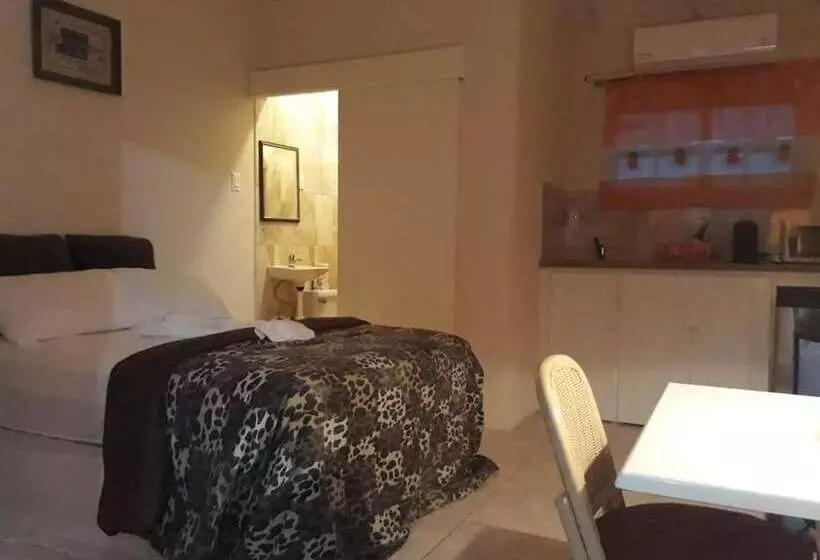 پانسیون Haven House Apartments