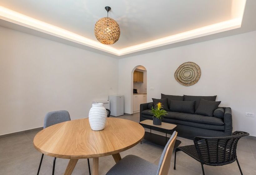 Pensión Nostos Apartments Kamari