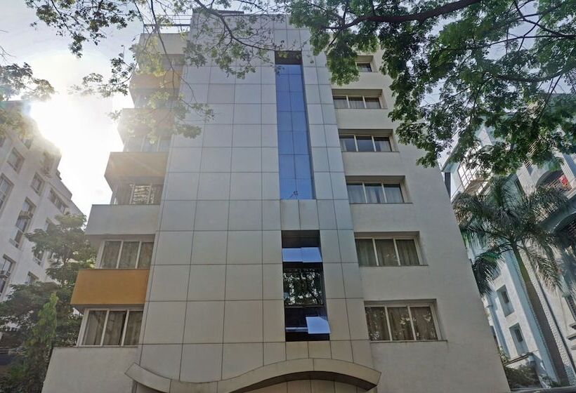 پانسیون Treebo Trend Sudarshan