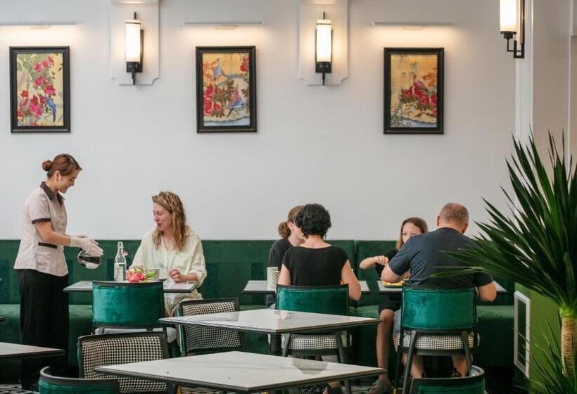 Elegant Boutique Hotel Ha Long