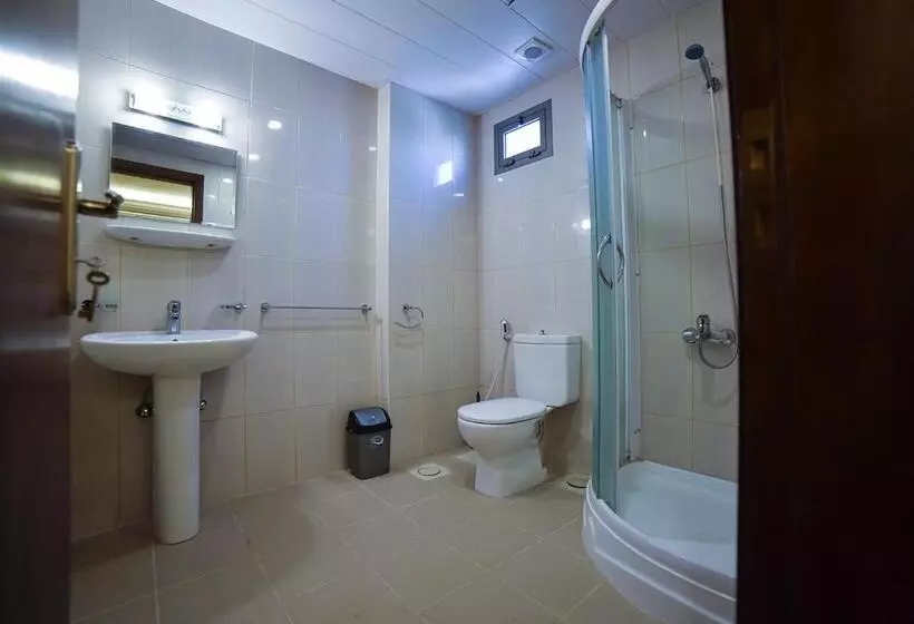 هتل Al Jawhara Suites