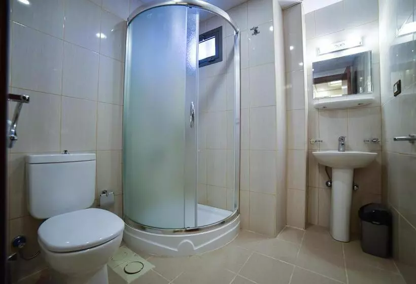 هتل Al Jawhara Suites