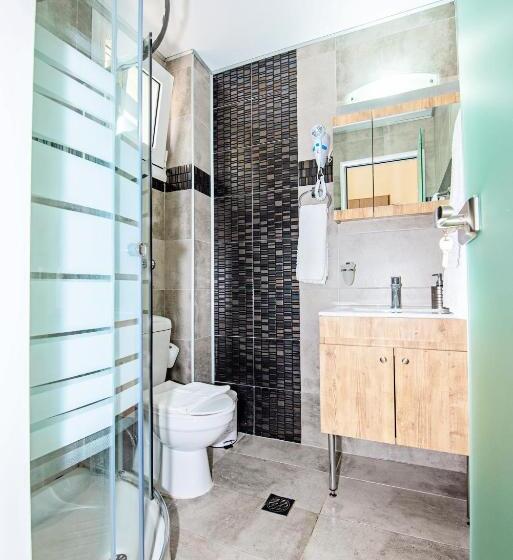 فندق Haraki Sand Beach