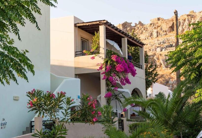 فندق Haraki Sand Beach